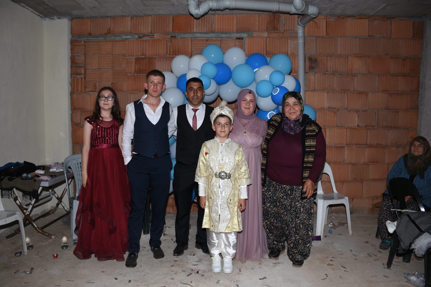 Aile 18